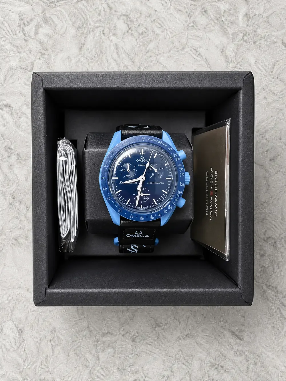 Swatch x Omega x Snoopy Bioceramic MoonSwatch Moonphase 42mm